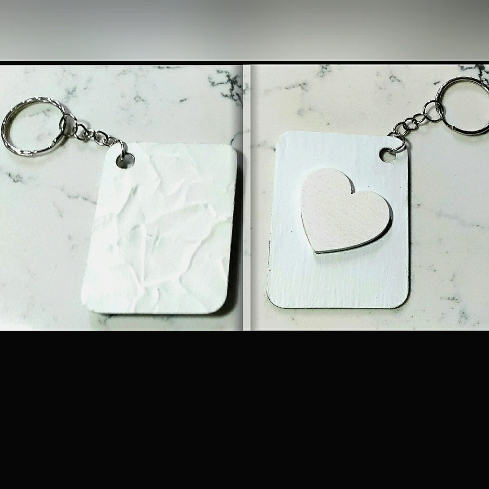 NEW Handmade Keychain Bag Tag! White Muro. w/ "I Love My Bag" White Wooden Heart